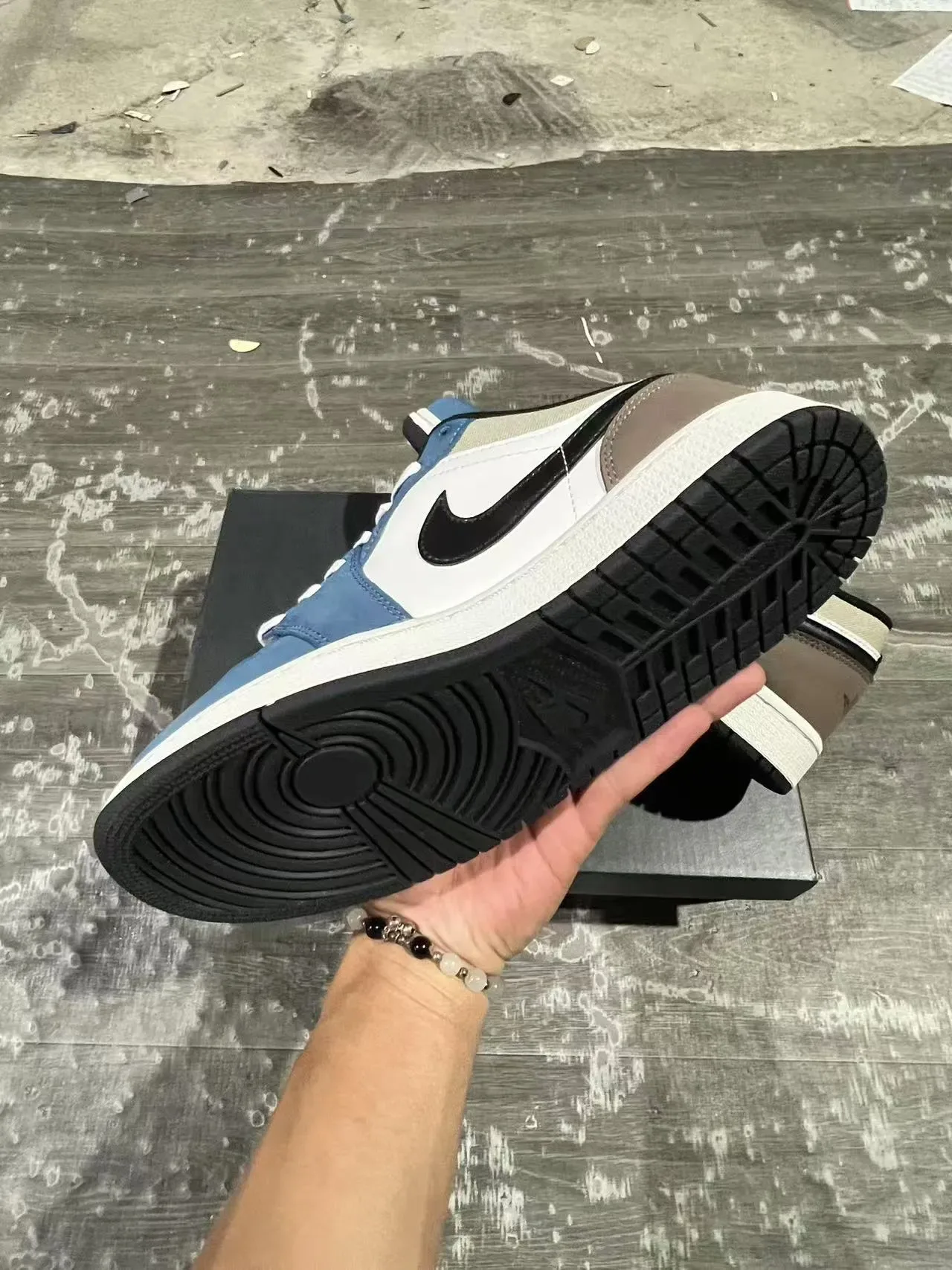 Nike Air Jordan 1 Low White Navy Beige Brown Lifestyle Sneakers 6