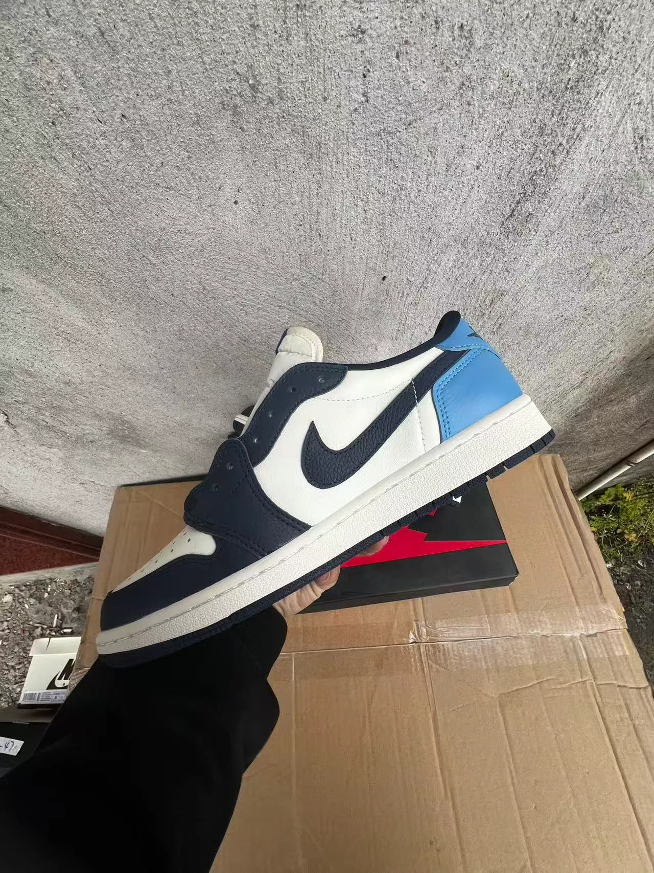 Nike Air Jordan 1 Low White Navy Blue Light Blue Lifestyle Sneakers 5