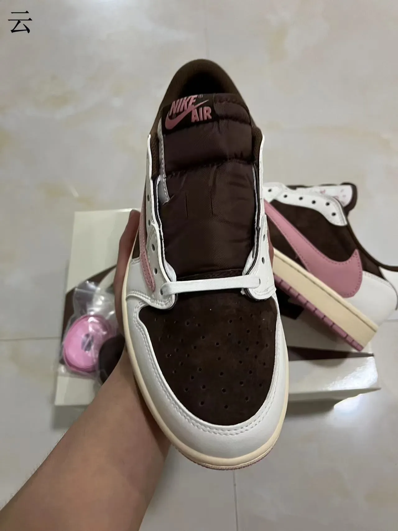 Nike Air Jordan 1 Travis Scott Brown Pink White Lifestyle Sneakers 3