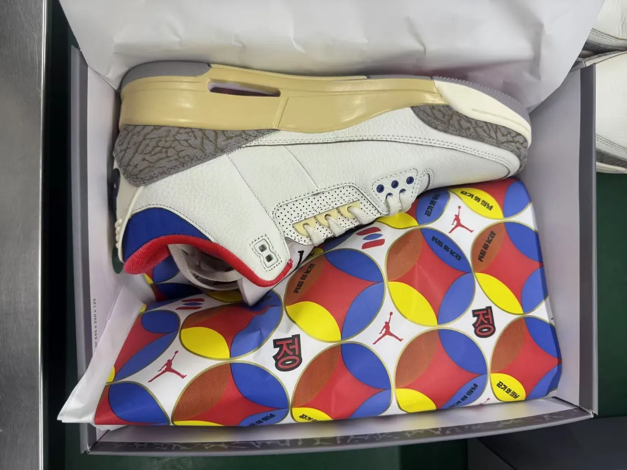 Nike Air Jordan 3 White Beige Elephant Print Basketball Shoes 18