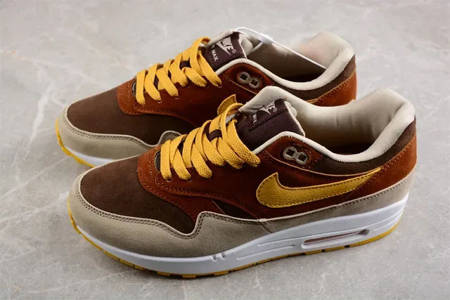 Chaussures Lifestyle Nike Air Max 1 Brown Beige Yellow 7