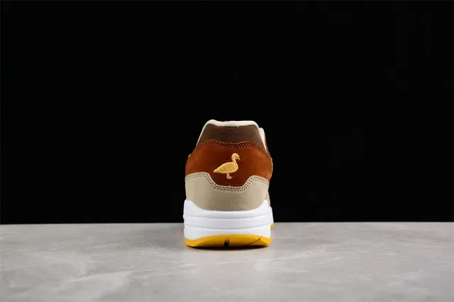 Chaussures Lifestyle Nike Air Max 1 Brown Beige Yellow 8