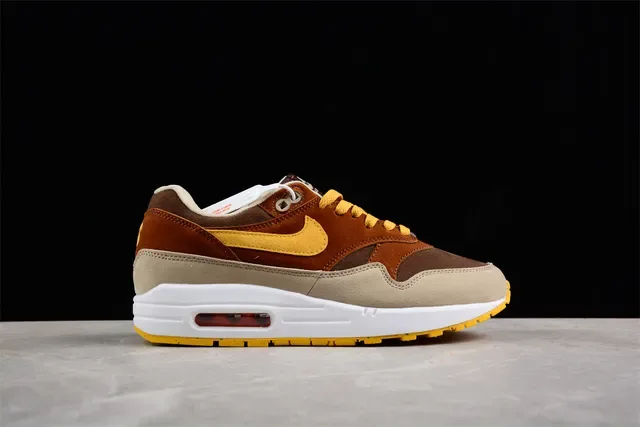 Chaussures Lifestyle Nike Air Max 1 Brown Beige Yellow 12