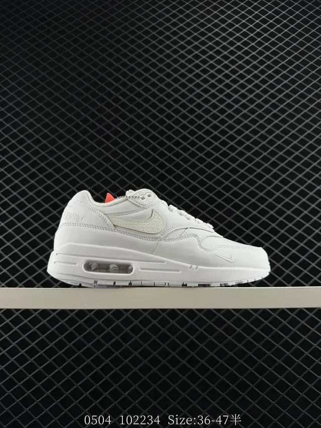 Nike Air Max 1 White Lifestyle Sneakers 7