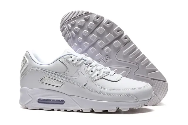 Nike Air Max 90 White Lifestyle Sneakers 4
