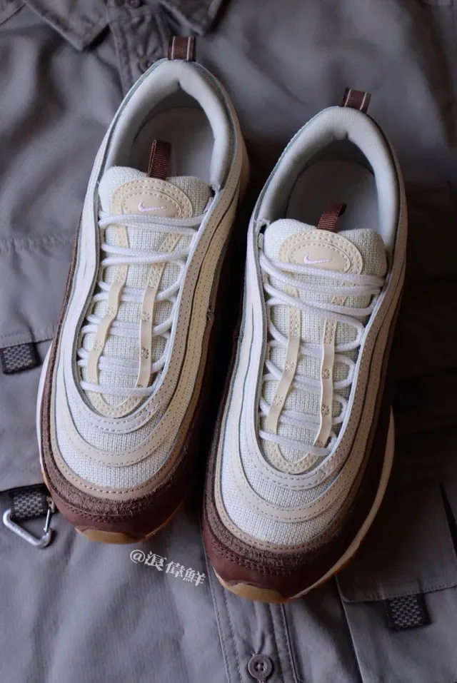Nike Air Max 97 Brown and Cream Lifestyle Sneakers 5
