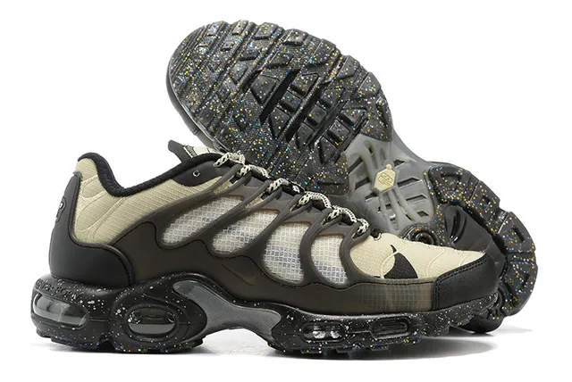 Nike Air Max Plus Beige Black Speckled Lifestyle Sneakers 5