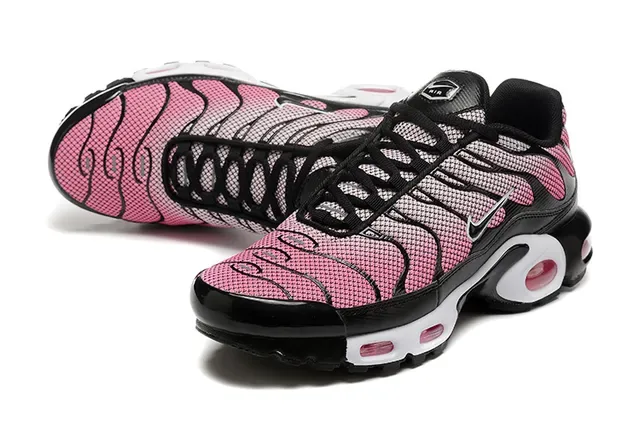 Nike Air Max Plus Light Periwinkle Lifestyle Sneakers 21