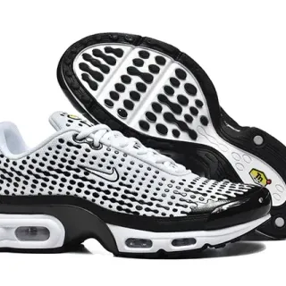 Nike Air Max Plus Perforated Monochrome Lifestyle Sneakers