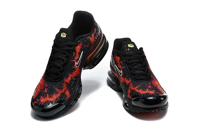 Nike Air Max Plus Perforated Monochrome Lifestyle Sneakers 3