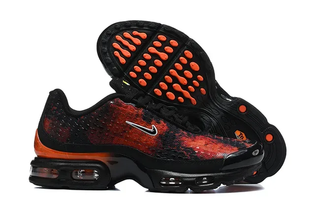 Nike Air Max Plus Perforated Monochrome Lifestyle Sneakers 5