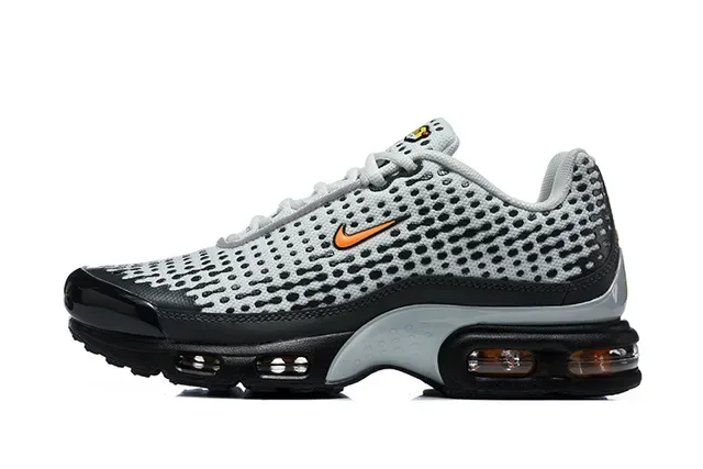 Nike Air Max Plus Perforated Monochrome Lifestyle Sneakers 18
