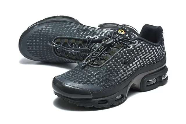 Nike Air Max Plus Perforated Monochrome Lifestyle Sneakers 23