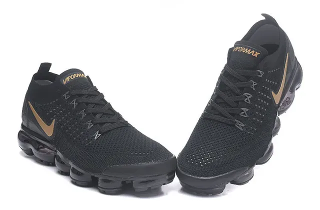 Nike Air VaporMax Chaussures Lifestyle Noires et Or Métallique 4