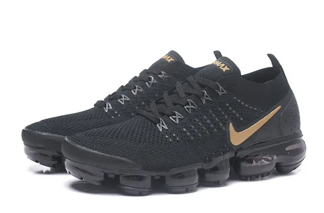 Nike Air VaporMax Chaussures Lifestyle Noires et Or Métallique 8