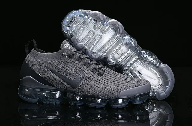 Nike Air VaporMax Chaussures de running noires Flyknit 14