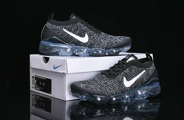 Nike Air VaporMax Noir Blanc Transparente Chaussures Lifestyle 9
