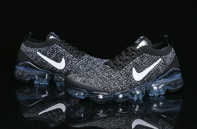 Nike Air VaporMax Noir Blanc Transparente Chaussures Lifestyle 13