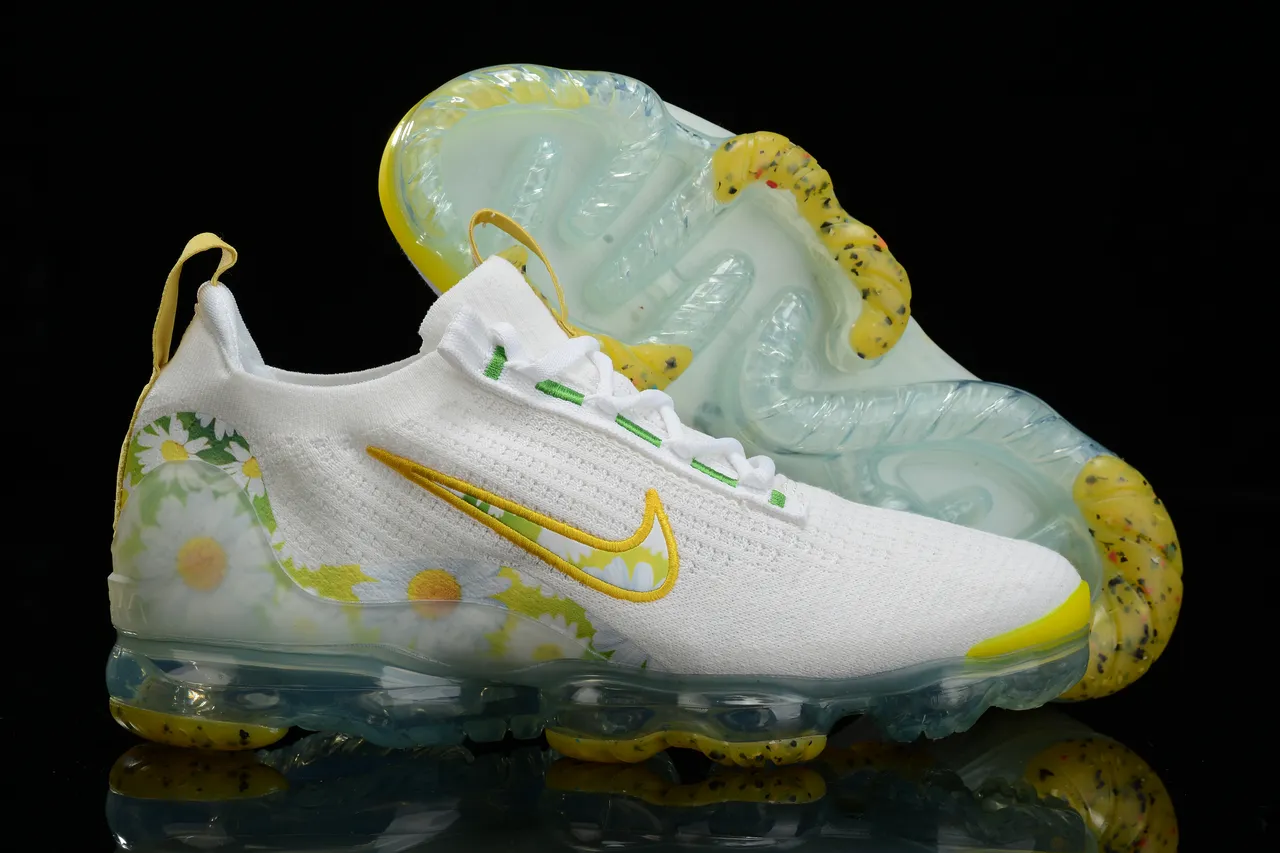 Nike Air VaporMax Daisy Print White Yellow Green Lifestyle Sneakers 7