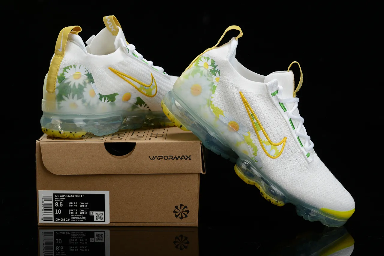 Nike Air VaporMax Daisy Print White Yellow Green Lifestyle Sneakers 9