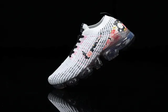 Nike Air VaporMax Flyknit Floral Print Lifestyle Sneakers 5