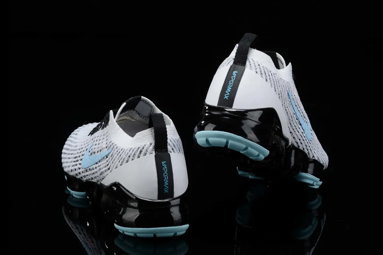 Nike Air VaporMax Flyknit White Blue Knit Upper Visible Cushioning Lifestyle Sneakers 3