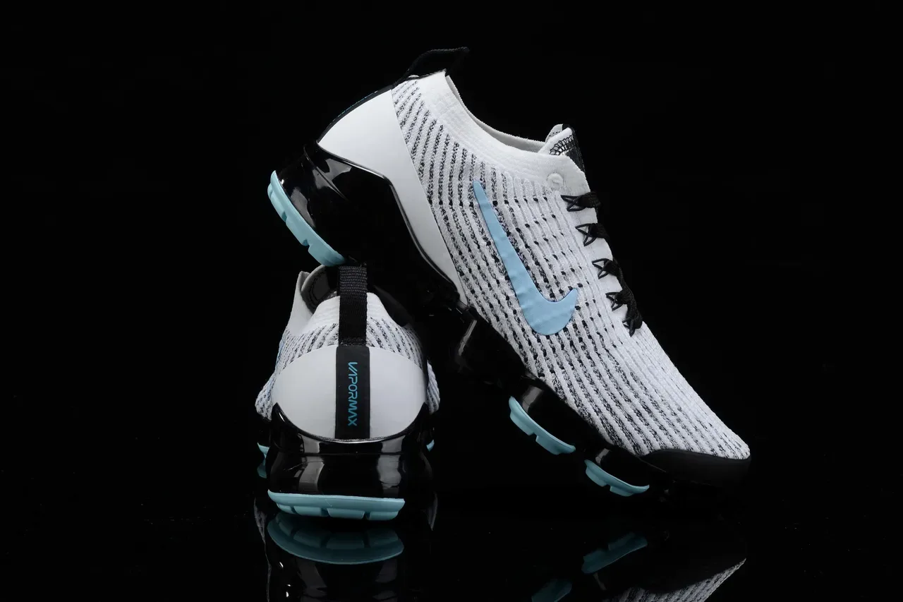 Nike Air VaporMax Flyknit White Blue Knit Upper Visible Cushioning Lifestyle Sneakers 4