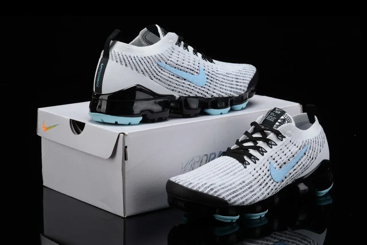Nike Air VaporMax Flyknit White Blue Knit Upper Visible Cushioning Lifestyle Sneakers 9