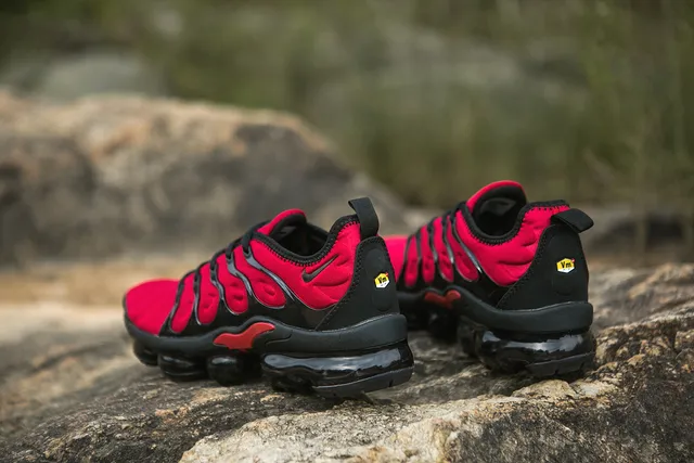 Nike Air VaporMax Plus Red Black Lifestyle Sneakers 9