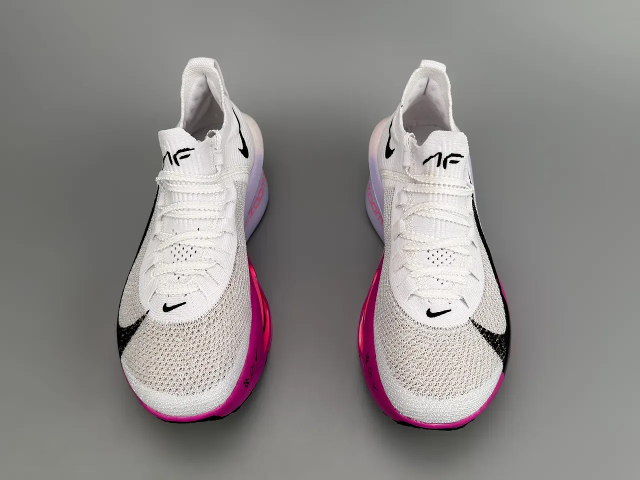 Nike Air Zoom Alphafly 3 Branco Preto Magenta Tênis de corrida 9