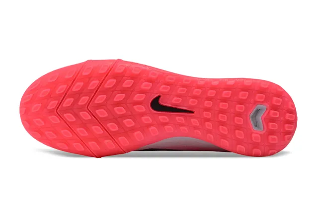 Nike Air Zoom وردي أسود صوفي أعلى تدرج عشب أحذية كرة القدم 6