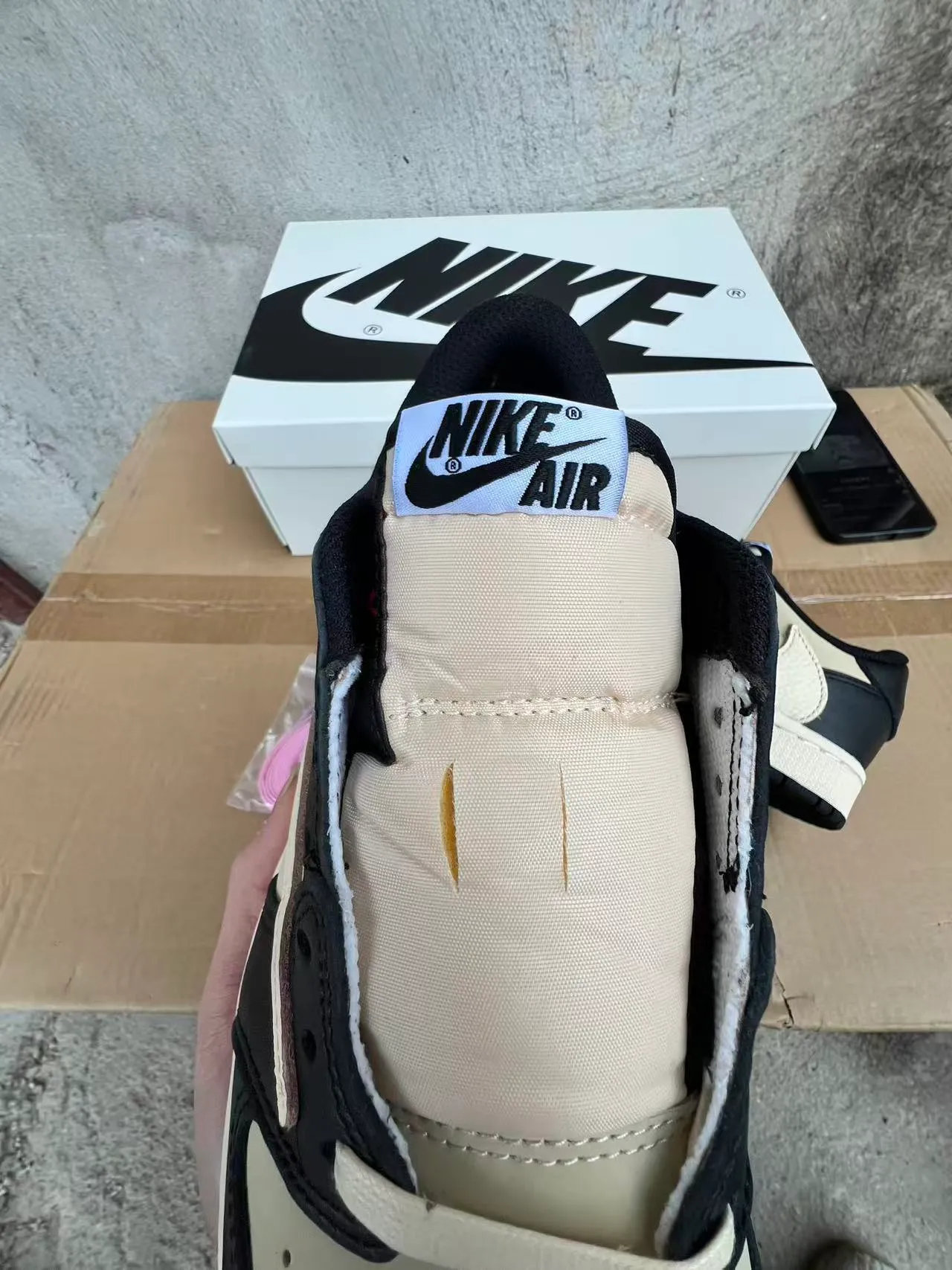 Nike Beige Black Low-Top Leather-Paneled Lifestyle Sneakers 4