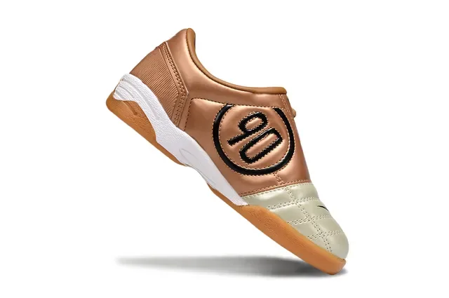 Nike Beige Brown Quilted Metallic Upper Gum Rubber Outsole Indoor Soccer Shoes 10