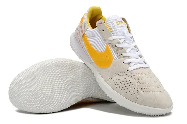 Nike Beige Jaune Low-Top Perforé Daim Toe Chaussures de football intérieur 4
