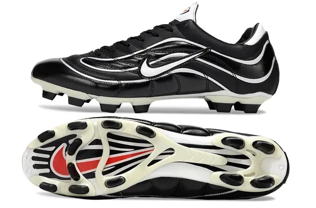 Nike Black and White Wave-Piped Firm-Ground Soccer Shoes 5