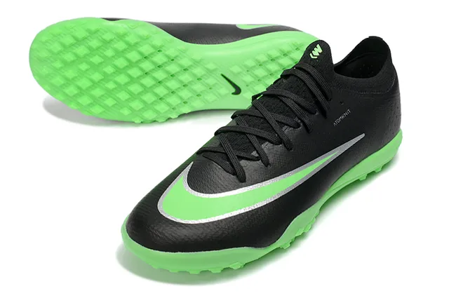 Nike Chaussures de football turf noir et vert coupe basse upper sock-fit en tissu Atomknit 3