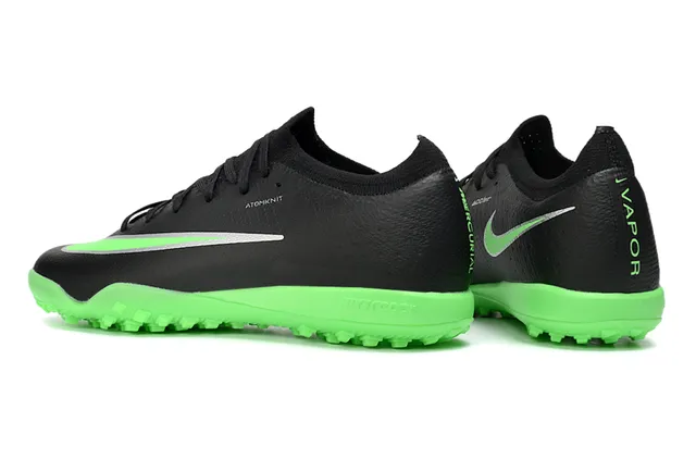 Nike Chaussures de football turf noir et vert coupe basse upper sock-fit en tissu Atomknit 4