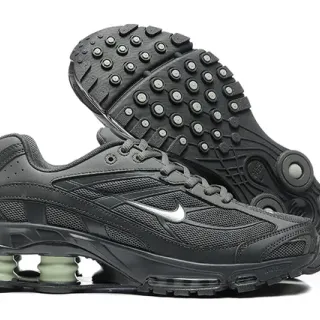Nike Black Green Low-Top Mesh And Synthetic Overlay Upper Lifestyle Sneakers
