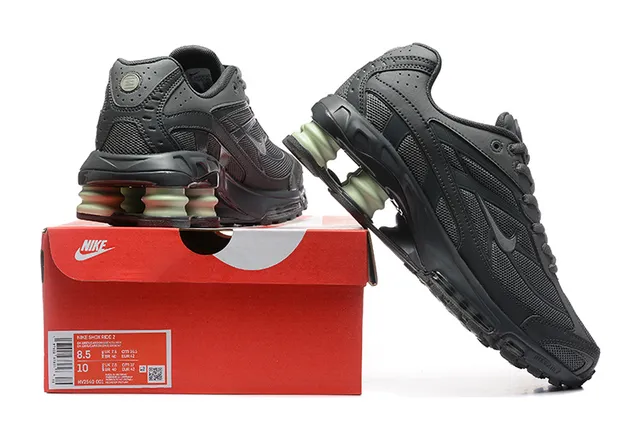 Nike Black Green Low-Top Mesh And Synthetic Overlay Upper Lifestyle Sneakers 2