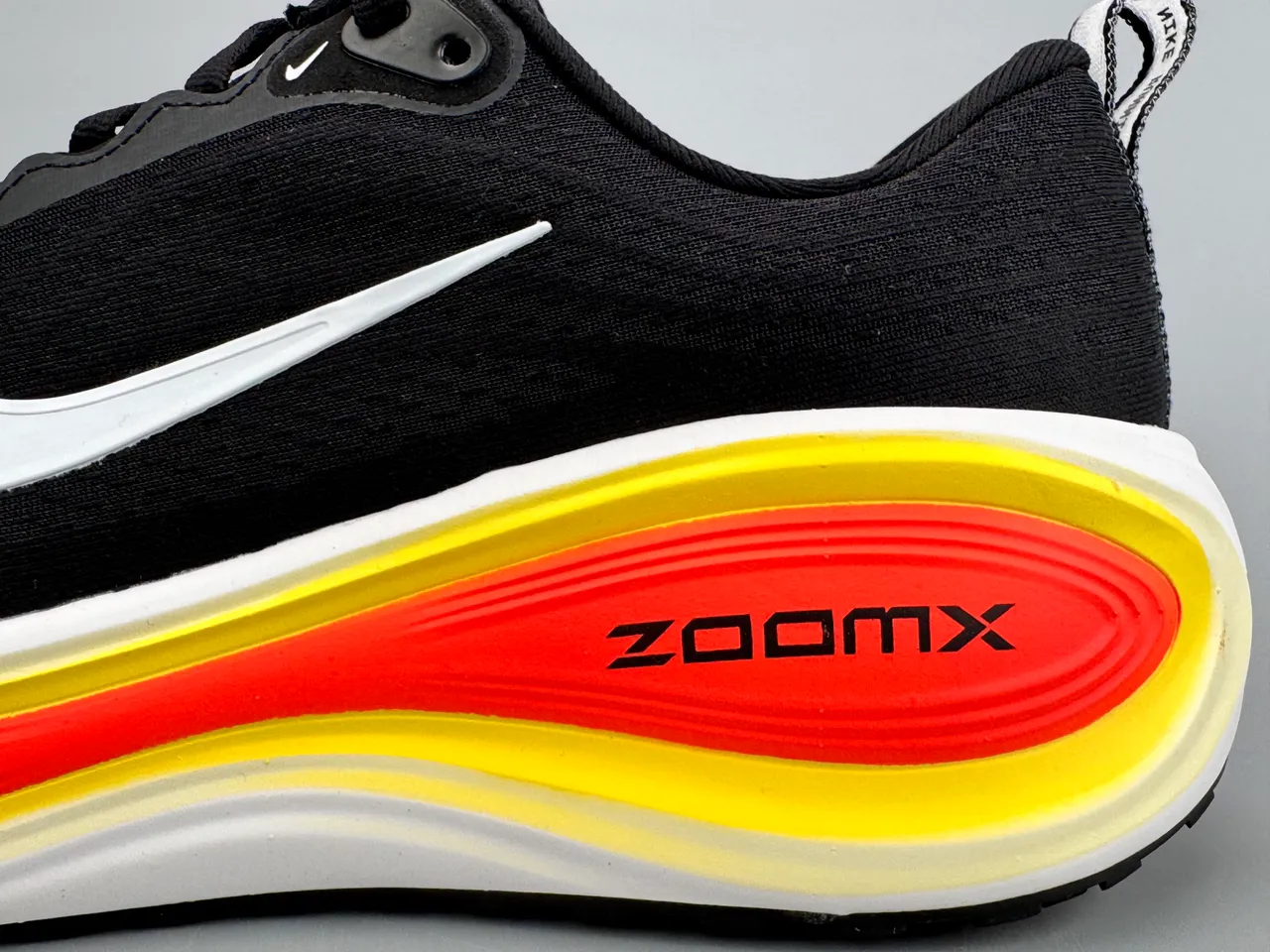 Nike Black Multicolor Engineered Mesh Upper Multi-Layered Wavy Midsole Running Shoes 3