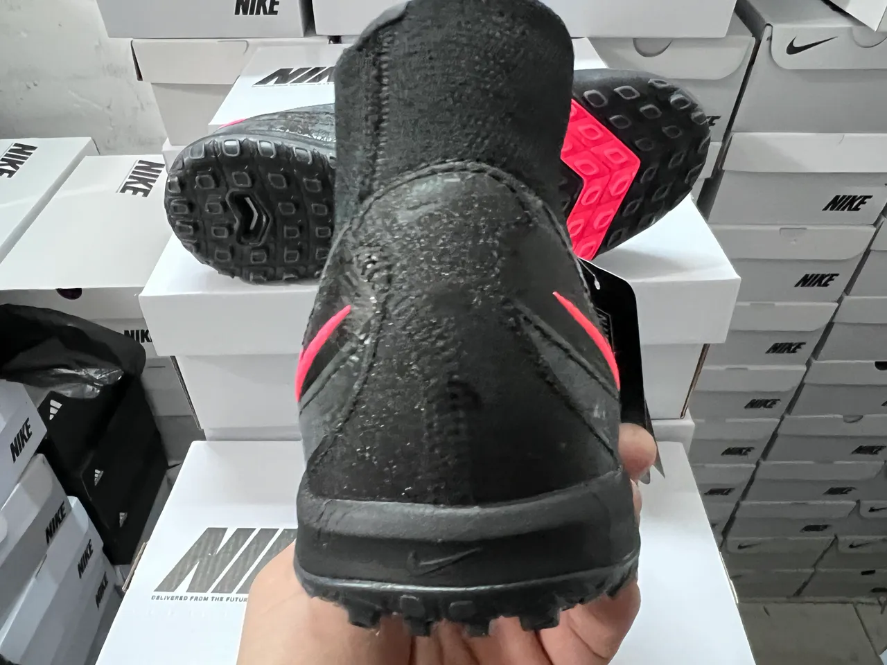 Nike Sapatos de Futebol Turf Preto Rosa Colar Ajustado a Meia Overlay de Onda Iridescente 3