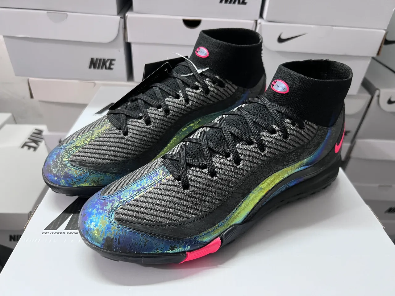Nike Sapatos de Futebol Turf Preto Rosa Colar Ajustado a Meia Overlay de Onda Iridescente 9