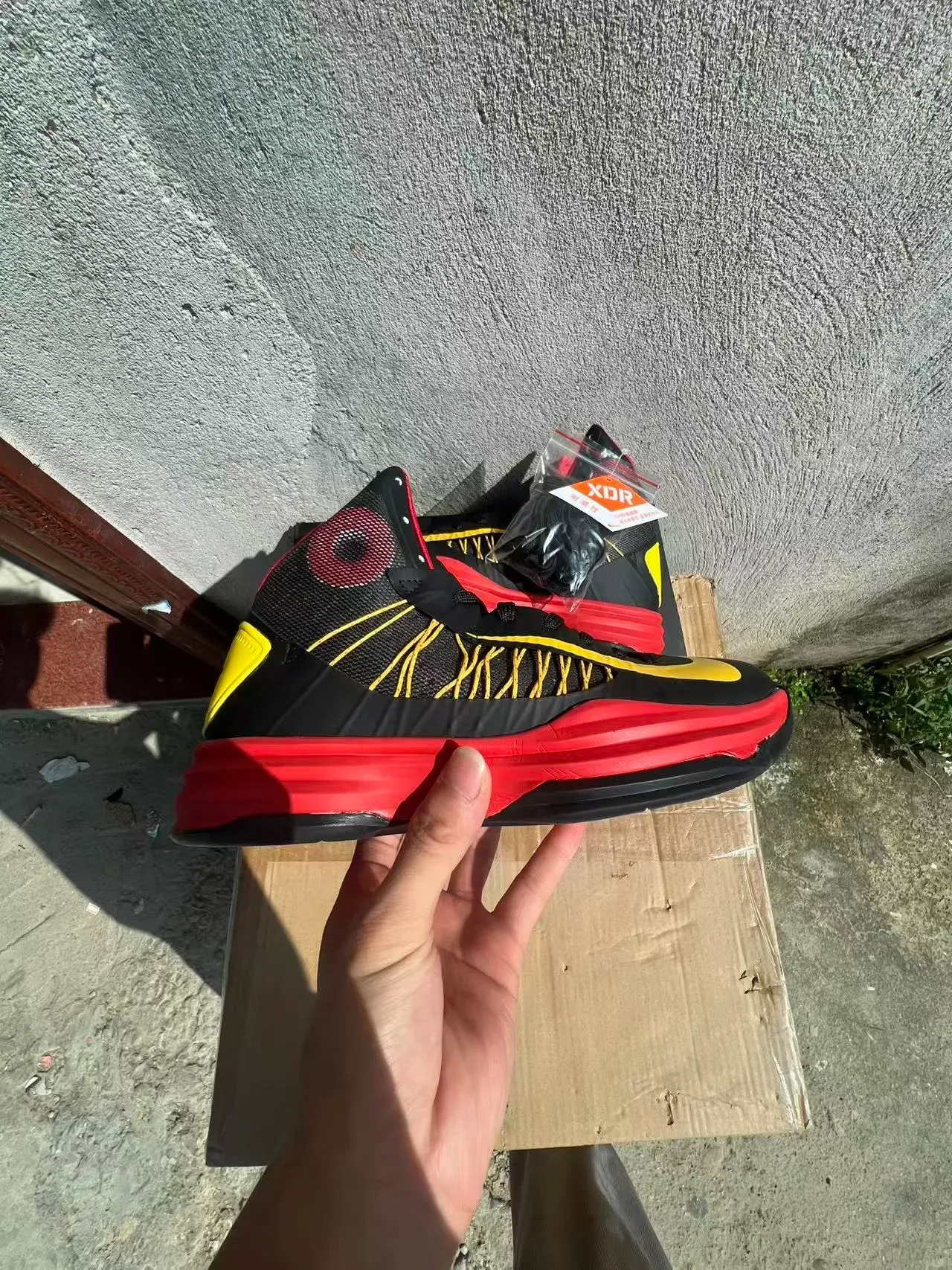 Nike Chaussures de Basketball Hautes Noires et Rouges avec Upper en Maille et Synthétique 7