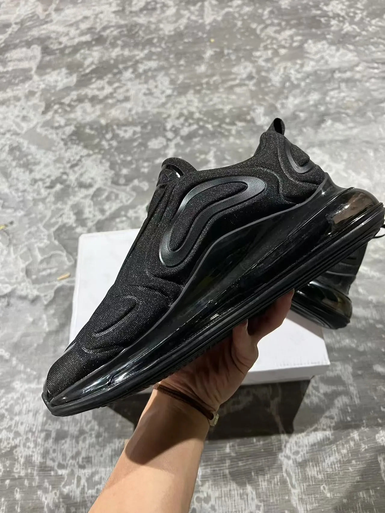 Nike Black Silver Full-Length Visible Air Unit Wave-Shaped Synthetic Overlays Lifestyle Sneakers 5