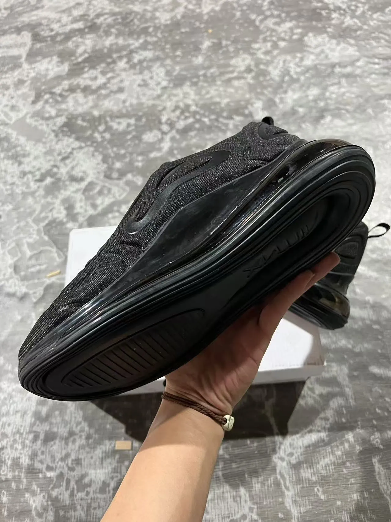 Nike Black Silver Full-Length Visible Air Unit Wave-Shaped Synthetic Overlays Lifestyle Sneakers 6