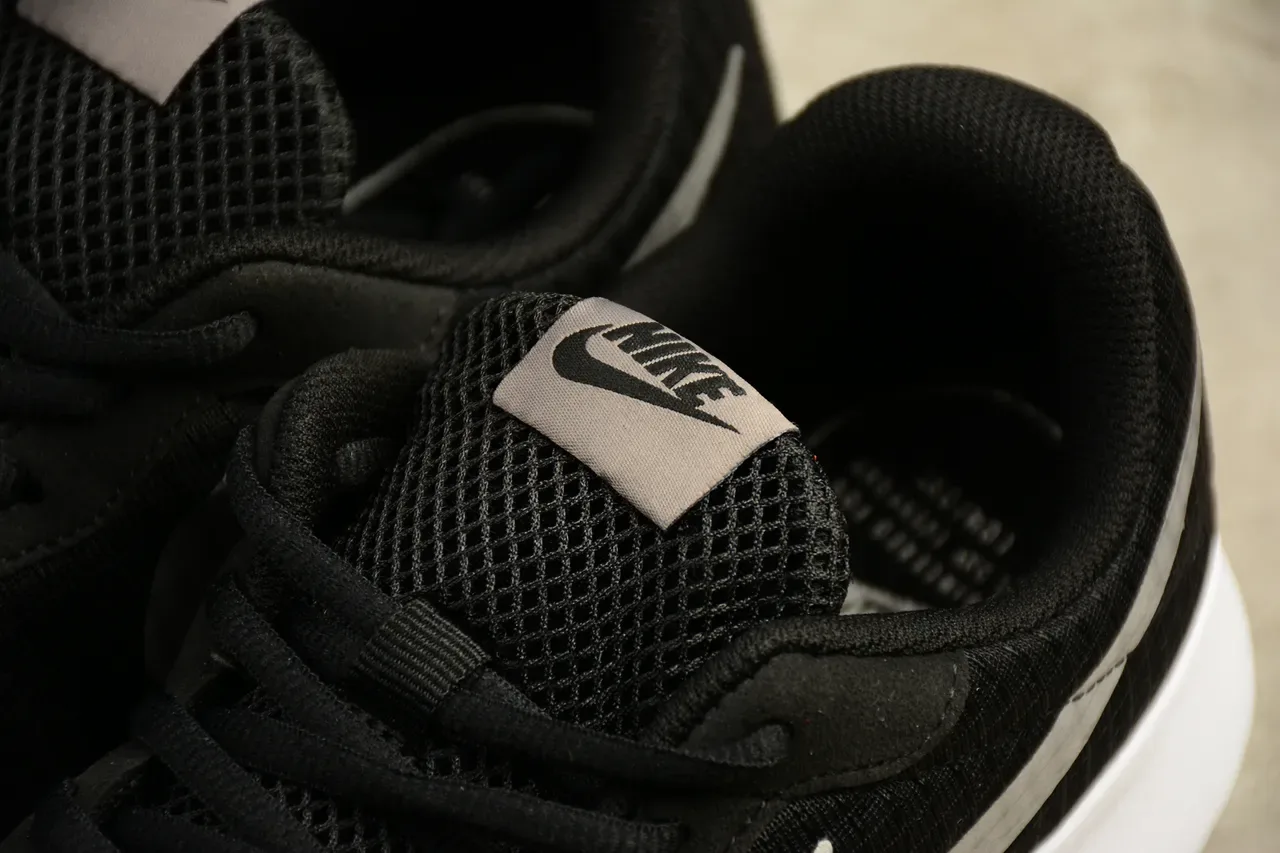 Nike Black White Mesh Upper Metallic Swoosh Lifestyle Sneakers 12