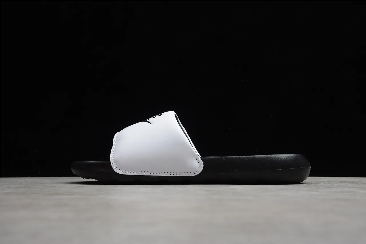 Nike Black White Single-Strap Slide Molded Ribbed Footbed Slippers 12