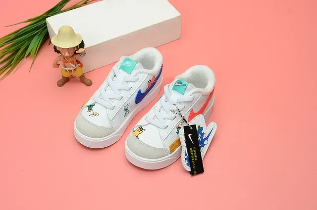 Nike Blazer Low Kids White Multicolor Cartoon Print Lifestyle Sneakers 14