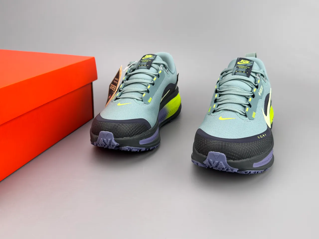 Nike Blue Purple GORE-TEX Waterproof ZoomX Cushioned Running Shoes 3