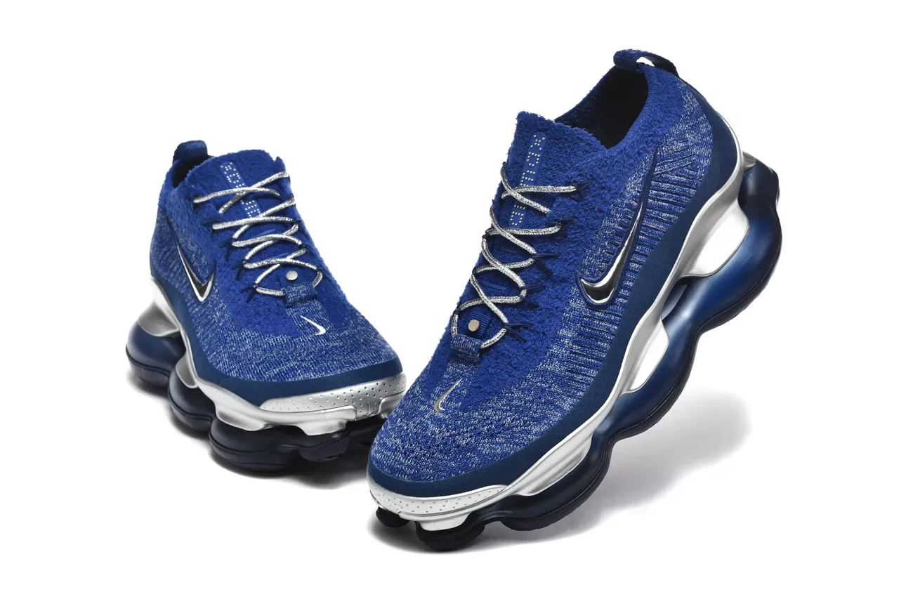 Nike Chaussures Lifestyle Bleu Argent Haut en Tricot Sculpté Métallique Semelle Intermédiaire 3